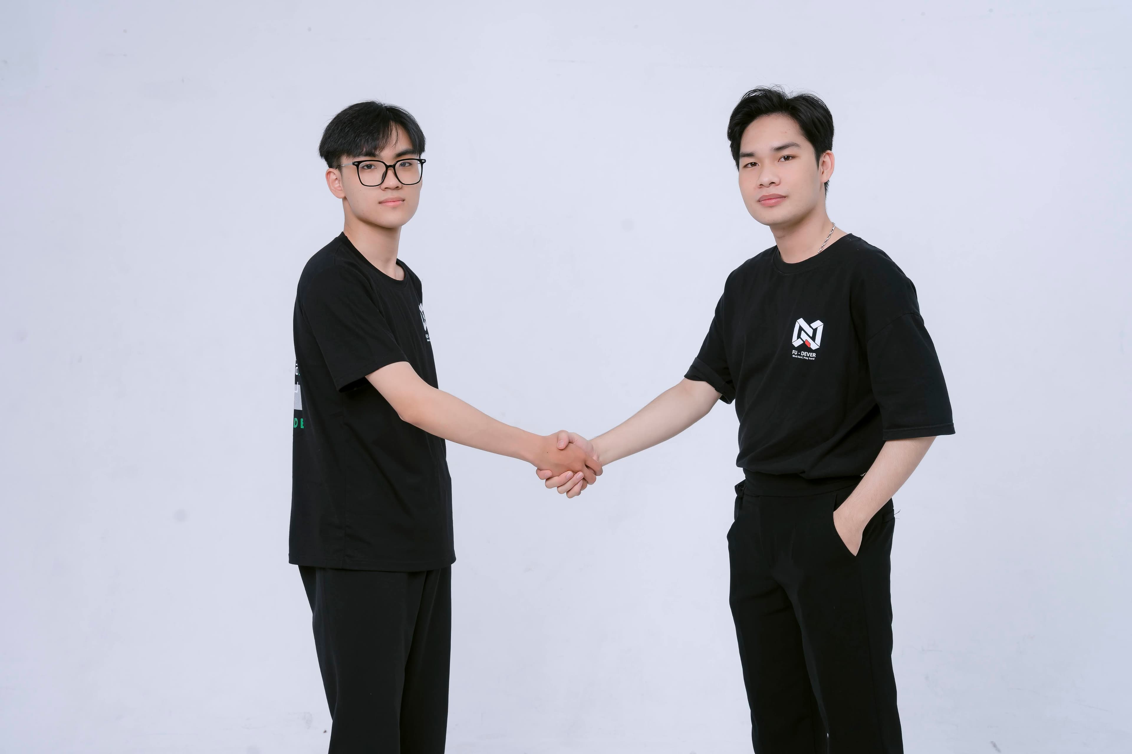 Ảnh các thành viên câu lạc bộ — ảnh 5